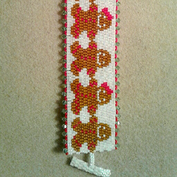 "Gingerbread " swarovski crystal beaded bracelet - Picture 2 of 3